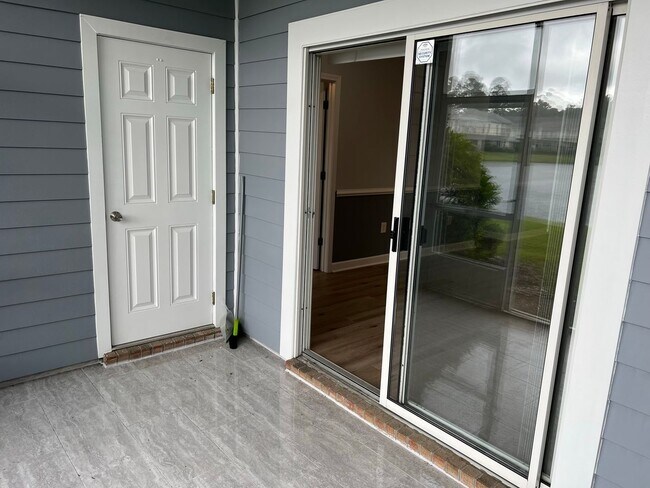 Building Photo - First floor, Unfurnished 3 Bedroom, 2 Bath...