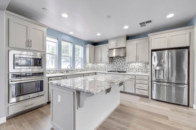 Building Photo - Stunning 4 Bedroom in the Dunes - Available for showings March 2nd