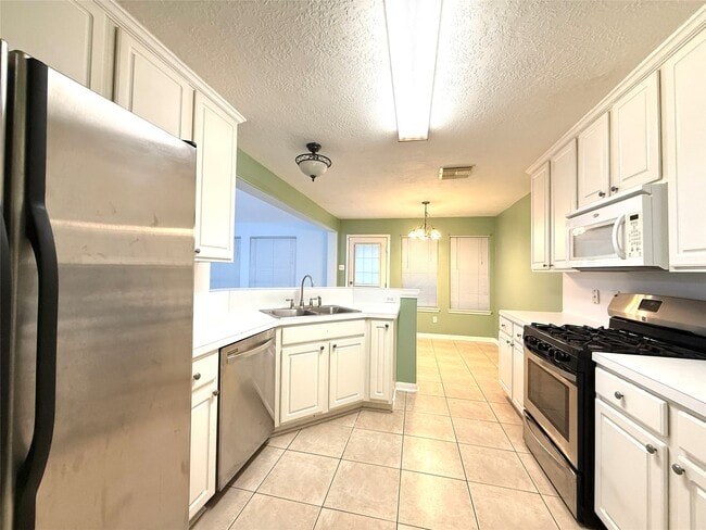 Building Photo - 20514 Westfield Estates Dr