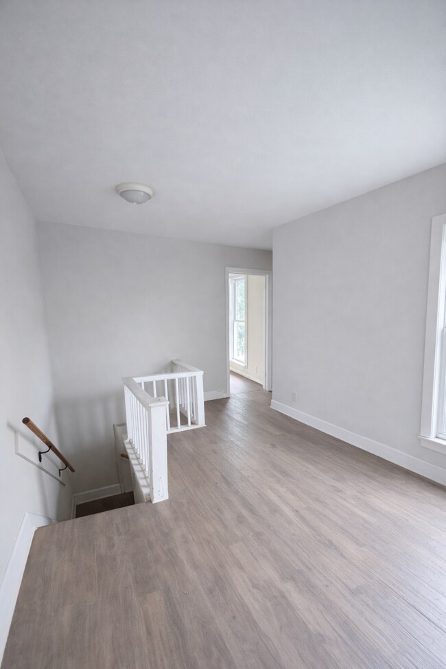 Building Photo - 525 Baltimore St