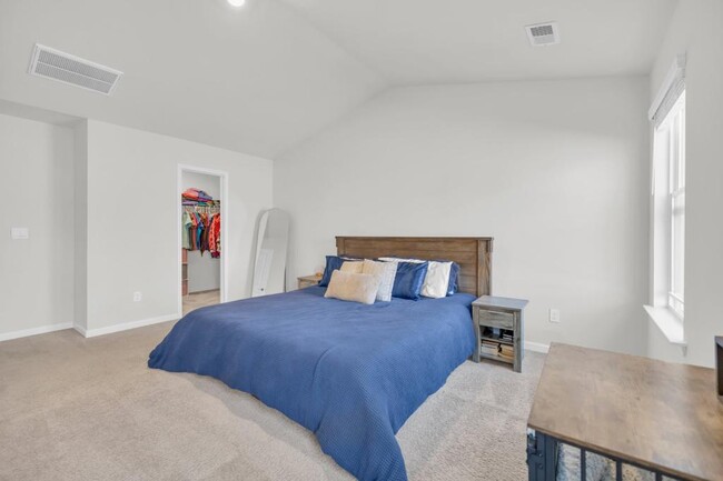 Building Photo - 116 Antler Crk Ln