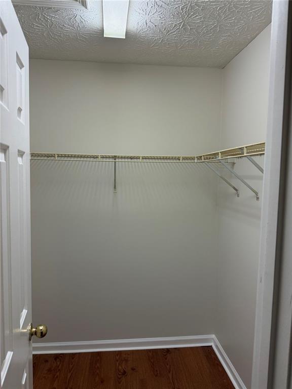 Building Photo - 1819 Cres Hill Dr NW