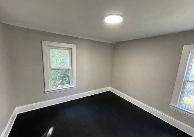 Building Photo - SECTION 8 and EDEN Accepted!! Spacious Newly Renovated 3 Br Home!