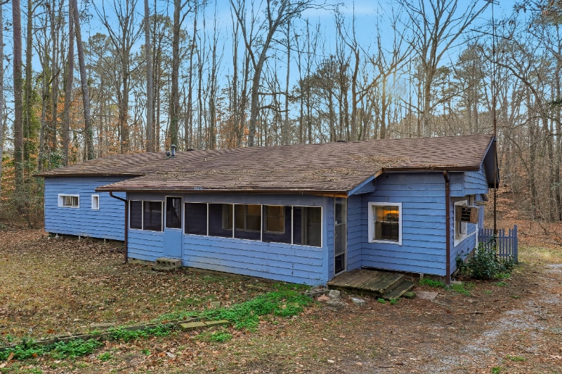 Building Photo - 3831 King Dr