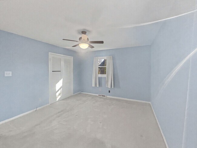 Building Photo - Charming Brick Ranch Home in Woodlea Acres