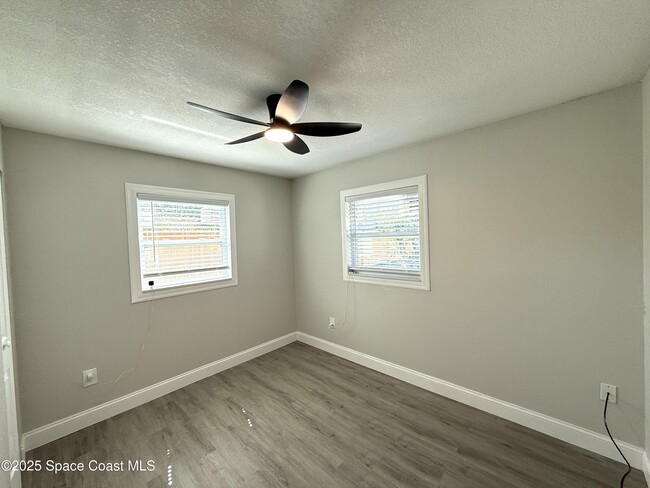 Building Photo - 2307 King Richard Rd