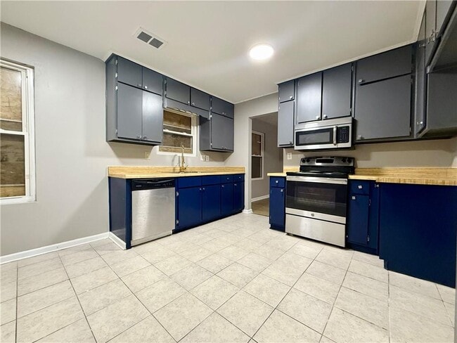 Building Photo - 5478 Rocky Pine Dr