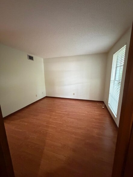 Bedroom (view from closet) - 2609 Hillsdale Ave
