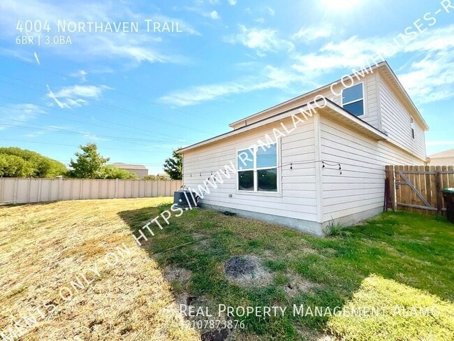 Building Photo - 4004 Northaven Trail