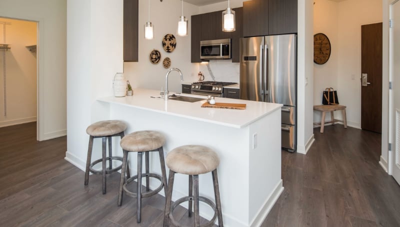 Building Photo - 455 N New St