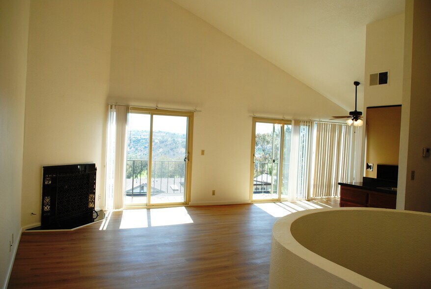 Building Photo - 11433 Madera Rosa Way