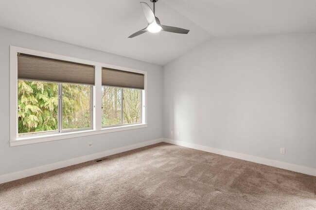 Building Photo - Stunning Single-Level 3-Bedroom, 2-Bath Home in Annand Heights