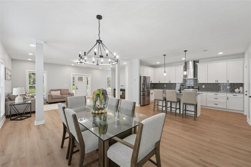 Building Photo - 3189 Jackson St