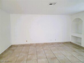 Building Photo - 6932 Kilgore Dr