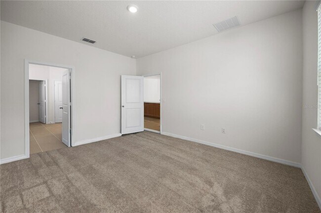 Building Photo - 951 Vineyard Rdg Rd