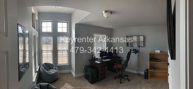 Building Photo - 530 Arkansas Black