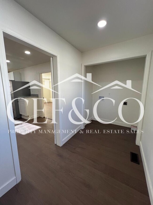 Building Photo - Beautifully maintained 4-bedroom, 3-bath home now available in Duncan!