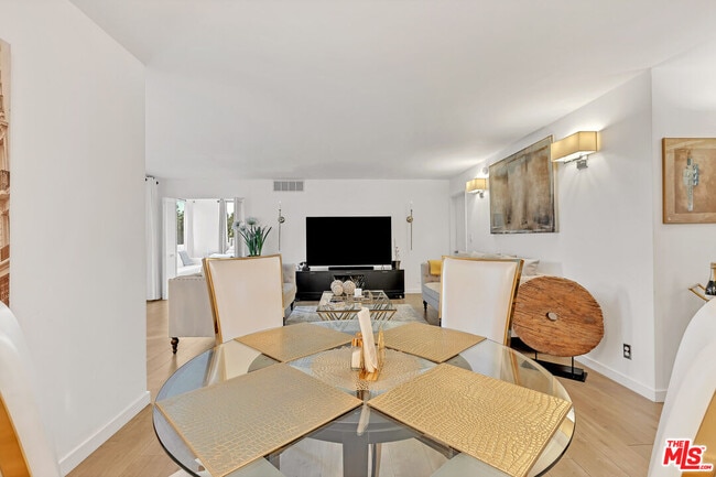 Building Photo - 9950 Durant Dr