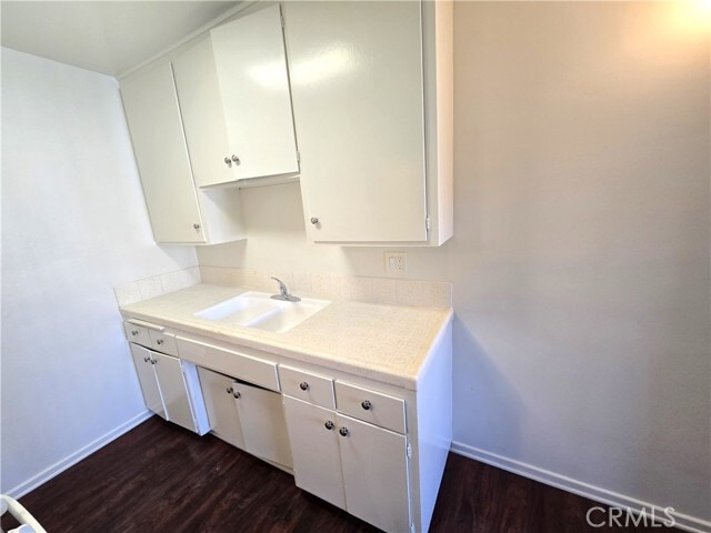 Building Photo - 401 W Wilson Ave