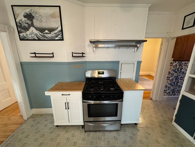 Building Photo - 377 Highland Ave