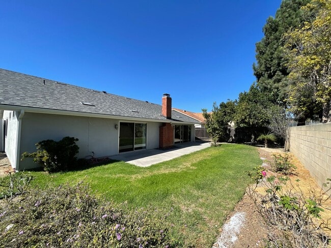 Building Photo - Recently Remodeled 4 Bedroom 2 Bath Single...