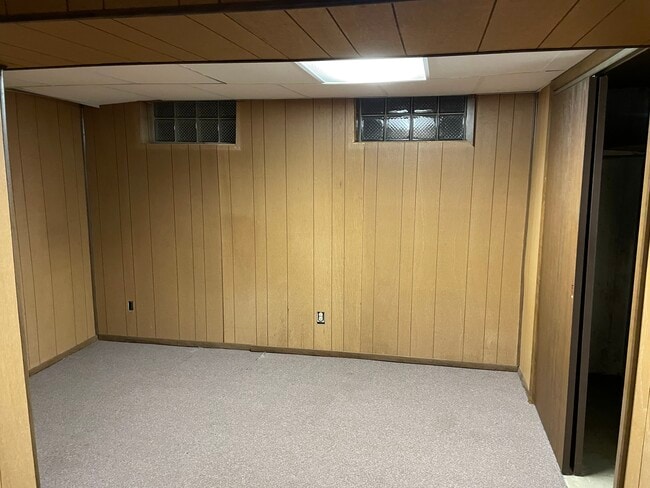 Building Photo - 660 Fairhaven Dr