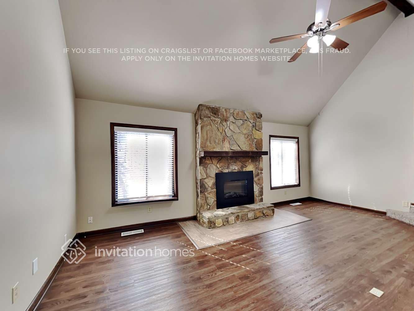 Building Photo - 1050 Rockcrest Dr