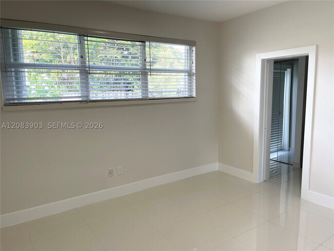 Building Photo - 4555 Jefferson Ave