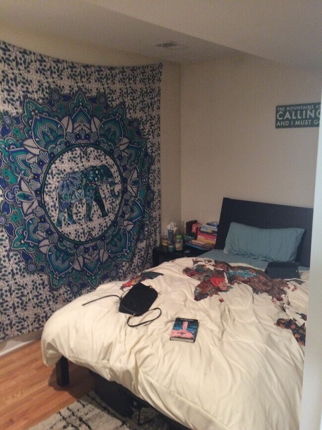 Building Photo - 1659 N Halsted St