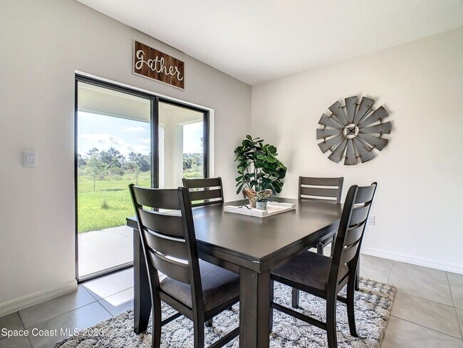 Building Photo - Charming SFH in Cypress Bay Preserve