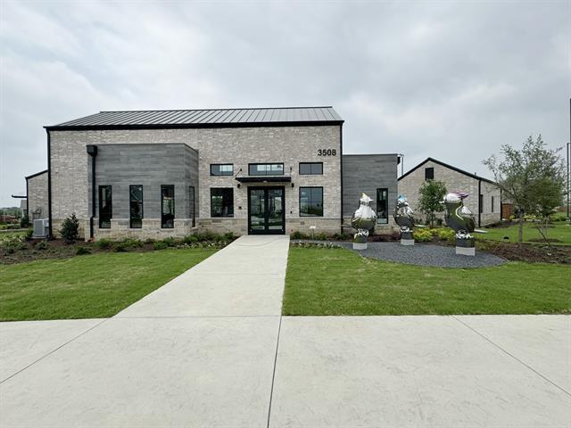 Building Photo - 3705 Ray Roberts Dr