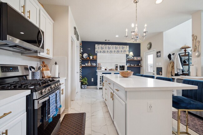 Building Photo - 24514 San Pellino Dr