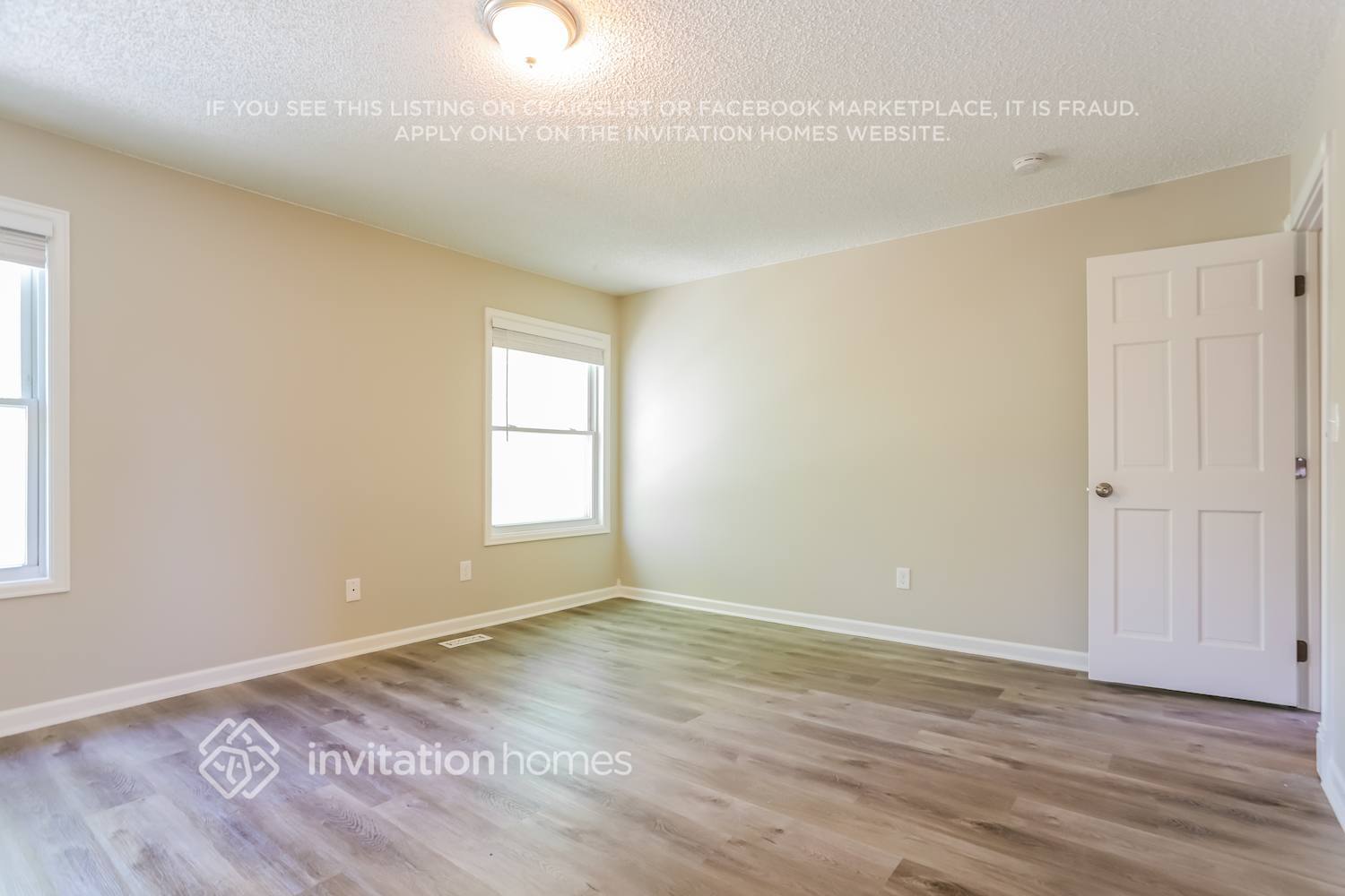 Building Photo - 1456 S Zeno St