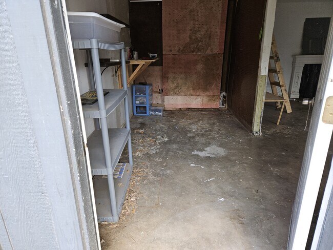 Building Photo - 3113 Drexel Ct
