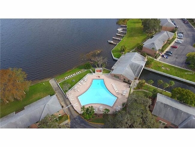 Building Photo - FREE 1ST MONTH RENT Studio Condo on Lake Howell With Boat Launch Lake Access & Pool!