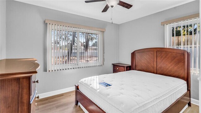 Building Photo - 11912 McMullen Loop