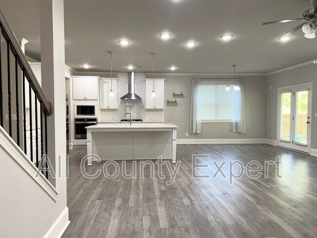 Building Photo - 5145 Explorer Ln