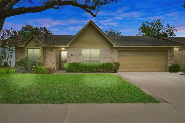 Primary Photo - 4426 Autumn Meadow Dr