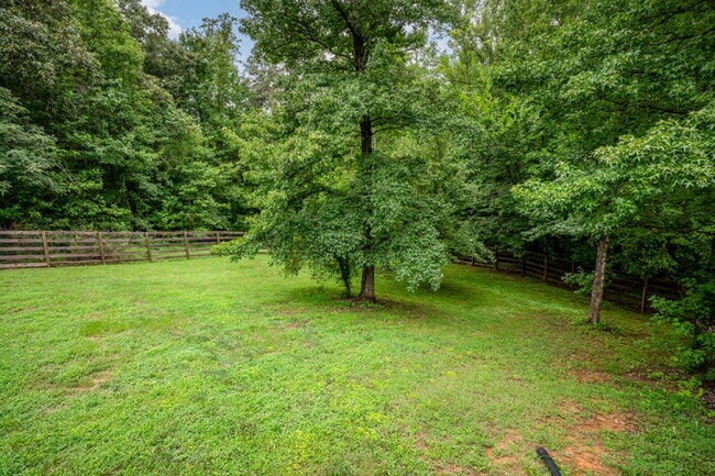 Building Photo - Modern Country Living in Goochland – 3 Bedroom Home on 1.85 Acres
