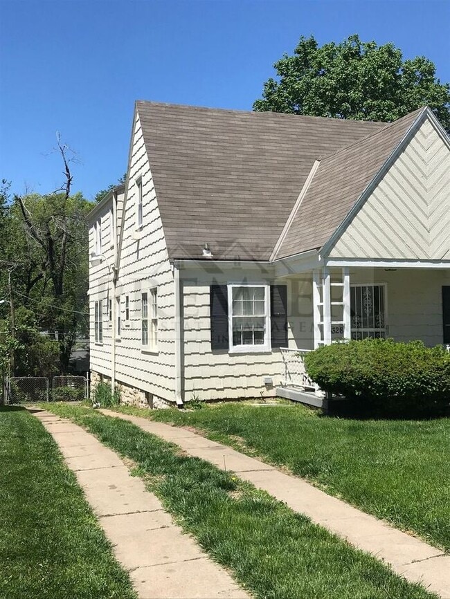 Building Photo - 6328 College Ave