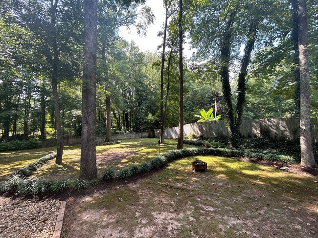 Building Photo - 102 Shawville Ln