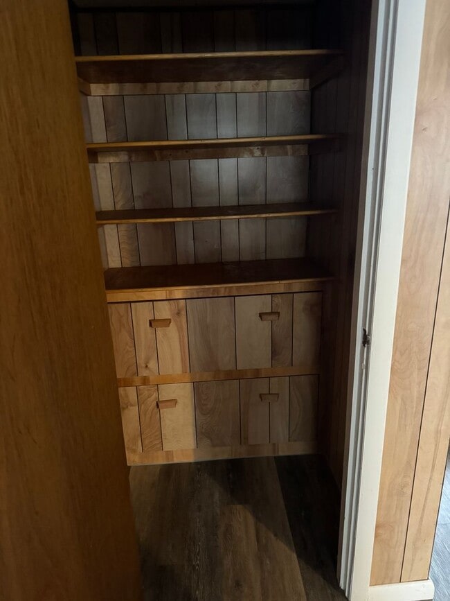 Building Photo - 26-28 Route 7 North, Unit 101