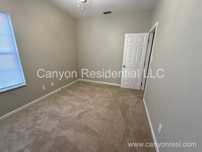 Building Photo - 3816 Goforth Dr