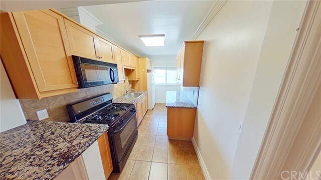 Building Photo - 2511 E Washington Blvd