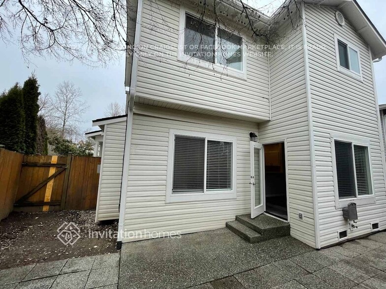 Building Photo - 12310 10th St NE