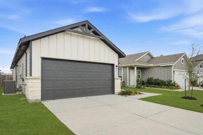 Building Photo - 24721 Cherry Log Ln