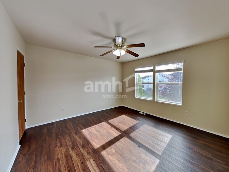 Building Photo - 18510 94th Ave E