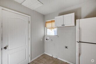 Building Photo - 4313 Bonnie Dr