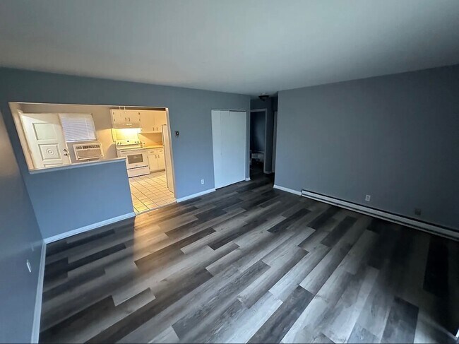 Building Photo - 24027 W Hazelcrest Dr