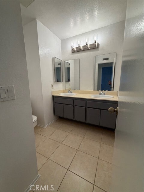 Building Photo - 2866 Treeview Pl